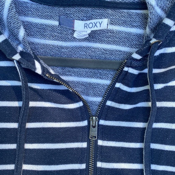 Blue and white sweat jacket by Roxy size small - Picture 3 of 6